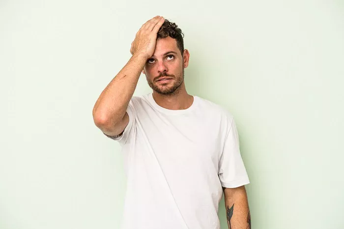 manchas en la cabeza marrones